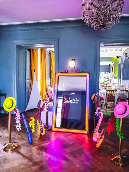 photo booth miroir vip vintage cadre tableau doré led rgb couleur borne photomaton immpression instantané