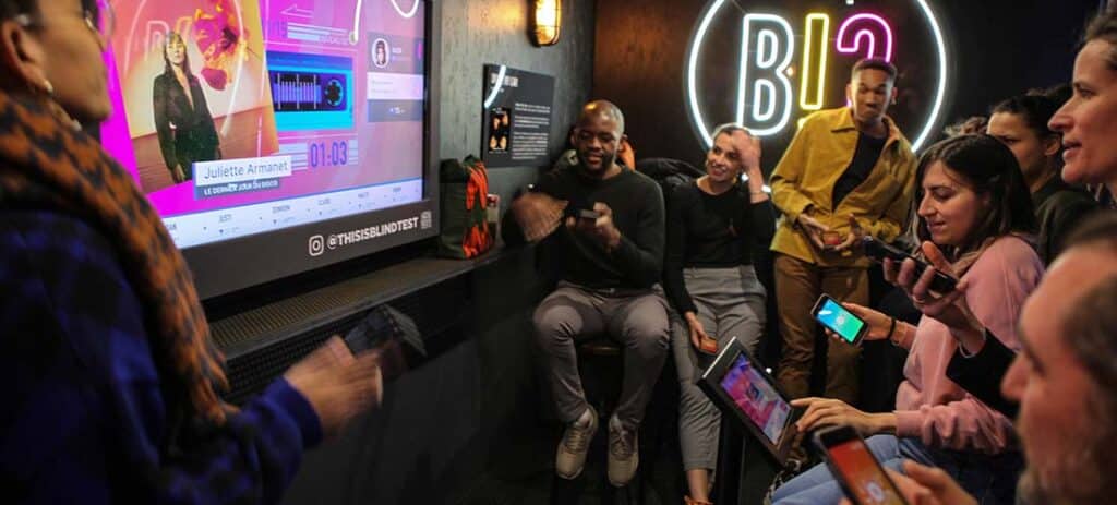 soirée blind test soirée entre amis pièce dédié bam quizz