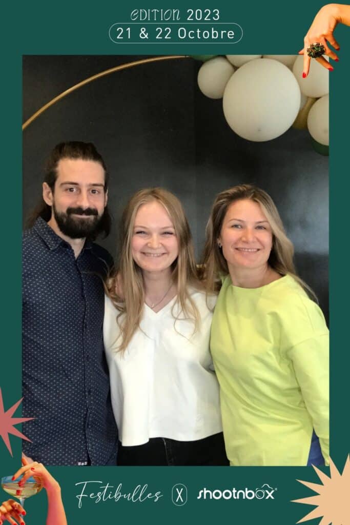 selfie photobooth groupe festibulles cadre numerique contour photos shootnbox