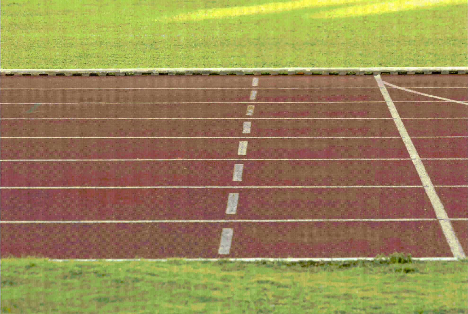 piste athlétisme borne photobooth qui roule valise roulette gif