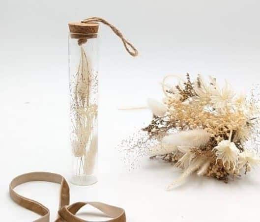 eprouvette fleur séchée bouchon liège bouquet
