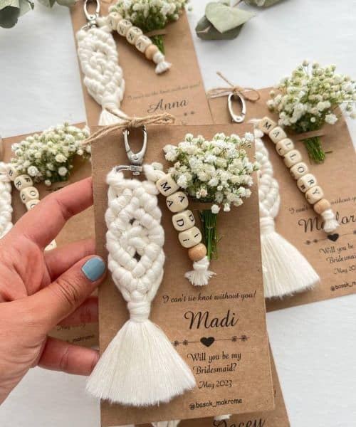 plan de table porte clé macramé diy fait main carte place invité guest